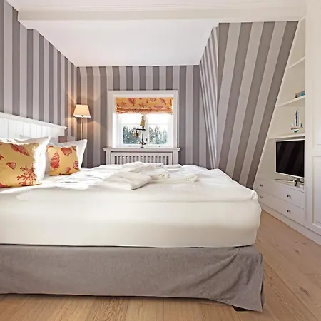 Kapitaenshaus * List auf Sylt