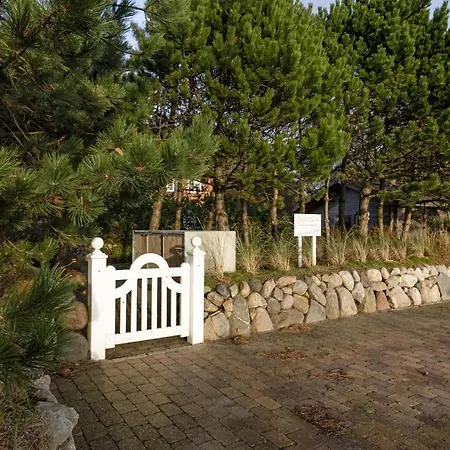Kapitaenshaus Holiday home *