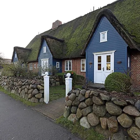 Kapitaenshaus Holiday home
